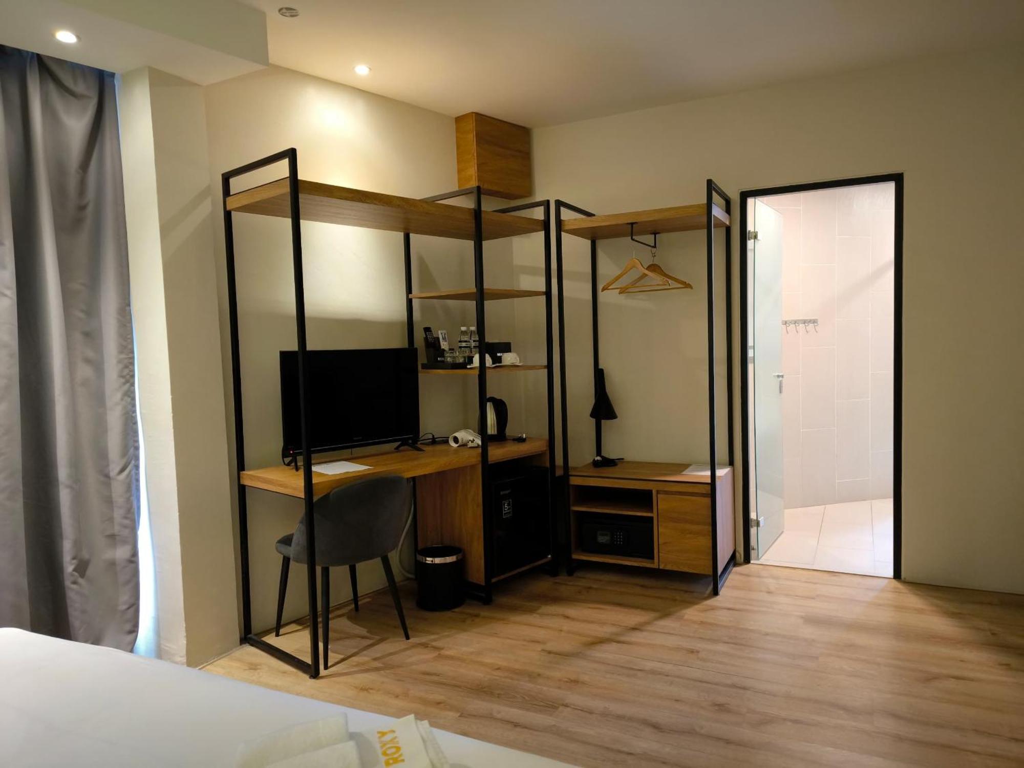 Roxy Padungan 3*