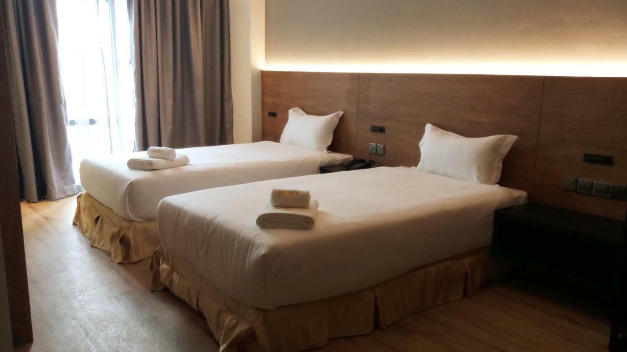 Hotel Roxy Padungan 3*